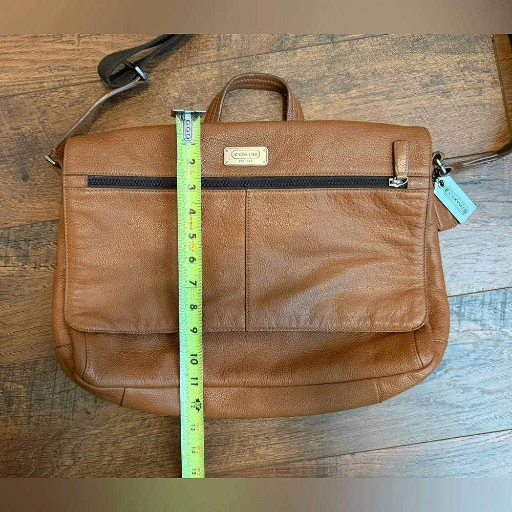 Condition COACH M1069 F70367 All Leather 2way Handbag Shoulder Bag Business